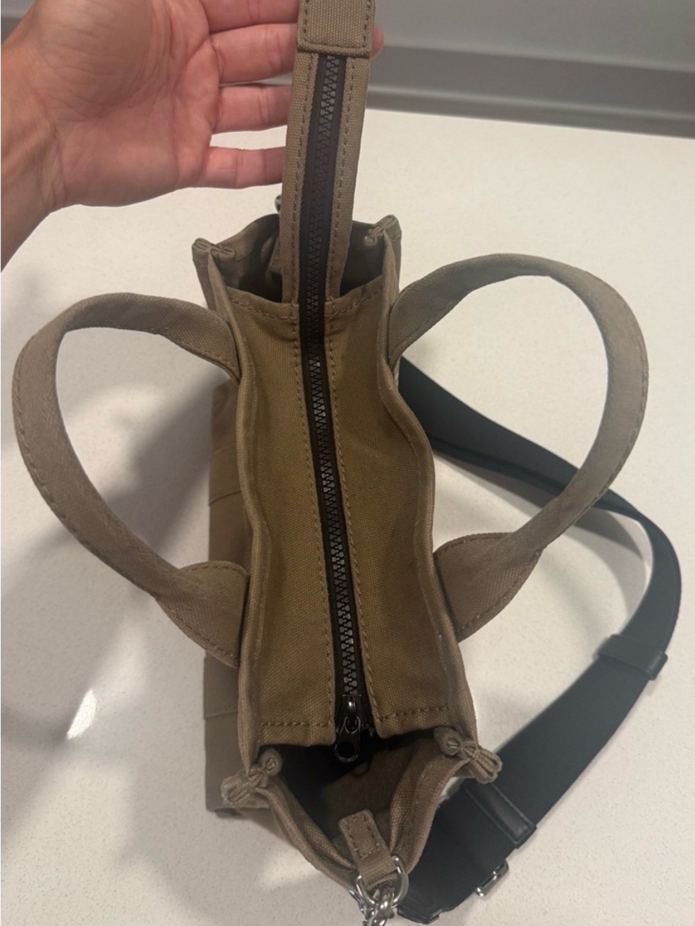 Marc Jacobs Canvas Tote Bag in Olive - Picture 3 of 7